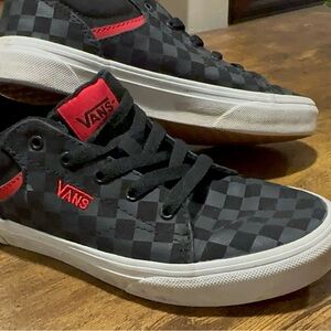 Vans Black and Red Sneakers Classic Style
